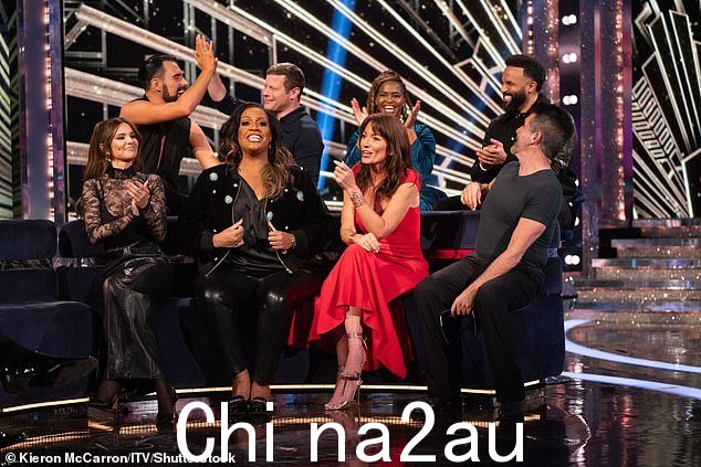 音乐大亨(右下)表示上周在 Ant & Dec 周六晚间外卖大结局中看到 Girls Aloud 歌手(左下)“太棒了”