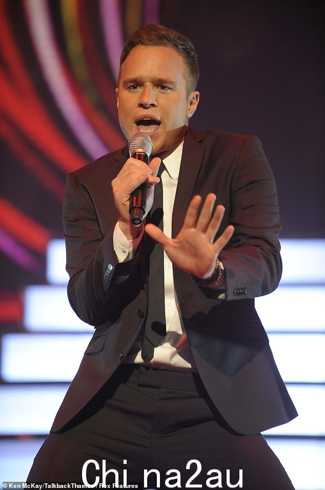 Olly 是电视节目第六季的参赛者早在 2009 年的选秀节目《X Factor》中,他就获得了亚军,随后开始涉足电视行业