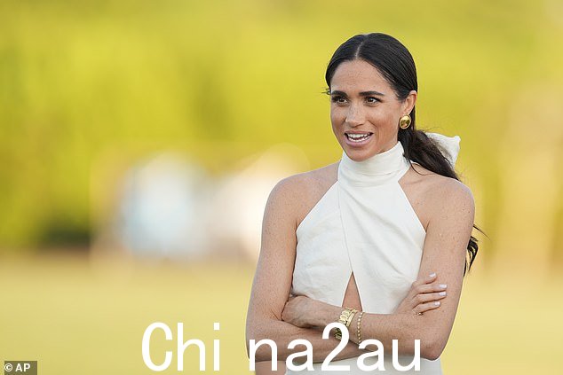 科恩只担任了梅根·马克尔和哈里王子的私人秘书 18 个月,但据王室作家瓦伦丁·洛 (Valentine Low) 称,科恩在受到“严厉对待”后 18 个月后辞职