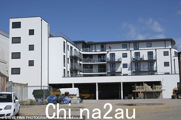 英国最著名的海滨小镇之一的愤怒居民和企业主称 Airbnb 房产正在“摧毁”该地区