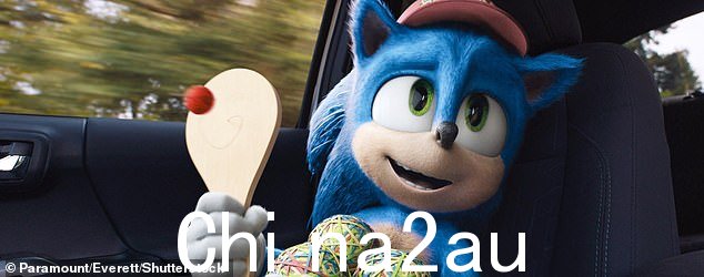 这位 43 岁的配音演员在接受 TMZ 采访时谈到了基努的选角,透露他认为“这是一个不错的选择” class=