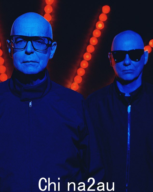 Pet Shop Boys,又名 Neil Tennant 和 Chris Lowe,给了我们 40 年闪亮的一致性,使电子流行音乐始终相同,但始终不同