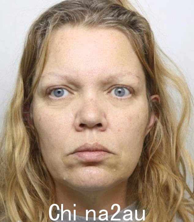 Fiona Beal,50 岁,承认谋杀了她 42 岁的男友 Nicholas Billingham。今天发布的一张照片中可以看到她的身影