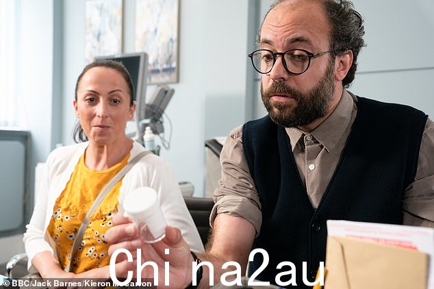 这对夫妇在想要孩子时遇到了许多障碍 - 即赖斯的精子数量低和索尼娅的子宫内膜薄 - 但最终如周一剧集中宣布的那样成功受孕