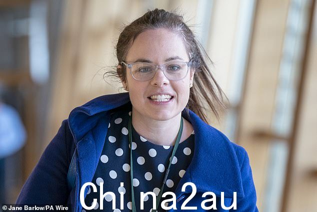 Humza Yousaf 的前领导对手 Kate Forbes 敦促同事在即将到来的不信任投票中支持他