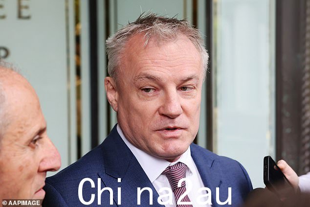 这位福克斯体育明星在被判殴打前女友无罪后,才于二月份重返 NRL 360 节目的工作岗位(照片中肯特在案件审理时出席悉尼法庭)去年就听到了)