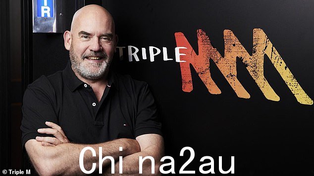 '将手指从ar中拔出*做好你的工作,这就是你来这里的目的,”愤怒的希尔戈尔德告诉听众。 '卖你自己演出的门票。为你卖票不是我的责任,死啦!'