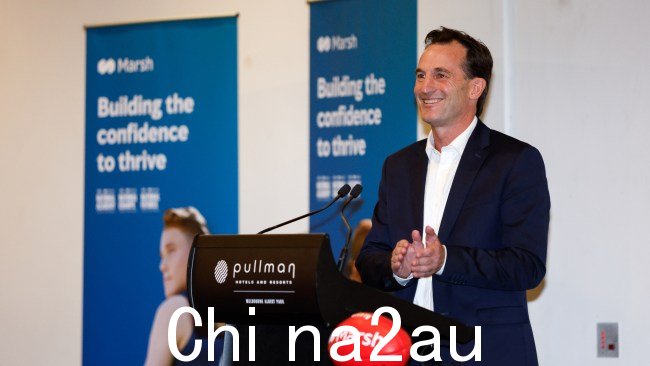 AFL首席执行官安德鲁·狄龙表示,在联盟举行致敬活动的一周内将韦恩·凯里引入名人堂是错误的性别暴力受害者。图片:Dylan Burns/AFL 照片来自 Getty Images