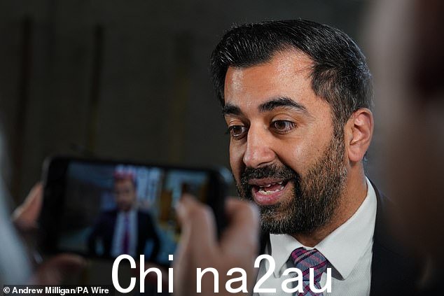 今天的一项新民意调查显示,由于 Humza Yousaf 令人震惊的辞职,该党可能会从目前的 43 名议员中选出 15 名。