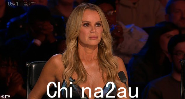 阿莱莎·迪克森 (Alesha Dixon) 喘着粗气,而阿曼达·霍顿 (Amanda Holden)(如图)尖叫道:“天哪!”然后恳求他们‘就此结束’。” class=