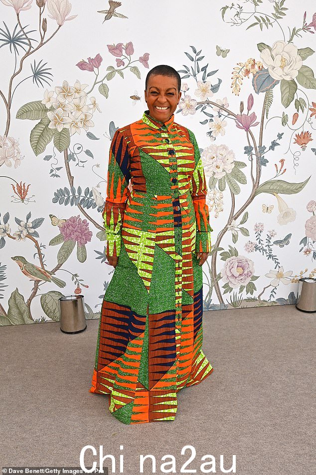 Adjoa Andoh 分享了园艺如何改善她的健康,她鼓励人们除草、种植和观鸟,以提高他们的福祉