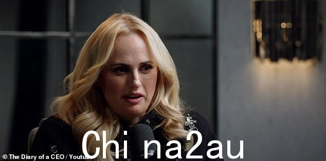 Rebel Wilson(如图)令人心碎地承认,她与已故父亲沃里克的艰难童年如何塑造了她的职业生涯