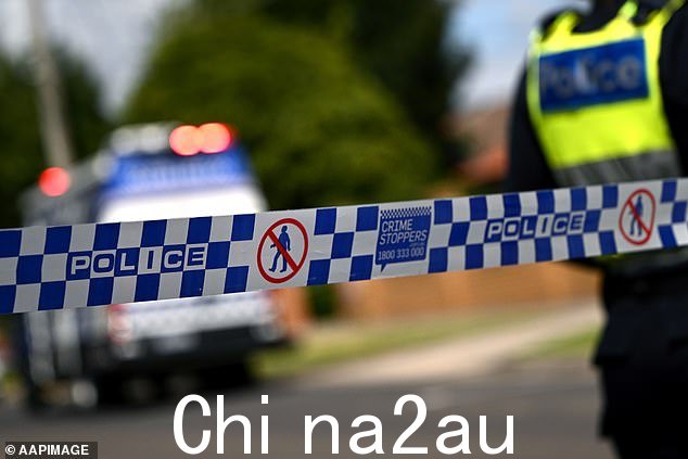 周三下午在维多利亚州乡村发生恐怖碰撞后,一名摩托车手死亡,一名皮卡车男司机被捕(库存图片)