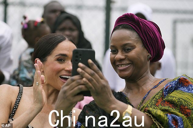 42 岁的苏塞克斯公爵夫人在为期三天的访问中非常受欢迎,这是哈利的不败游戏项目的一部分