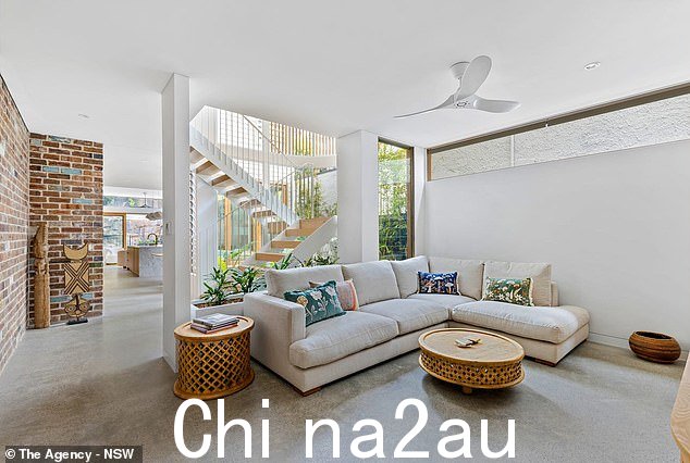 该住宅被描述为“杰作”,距离城市东郊的 Coogee 和 Clovelly 海滩仅几步之遥