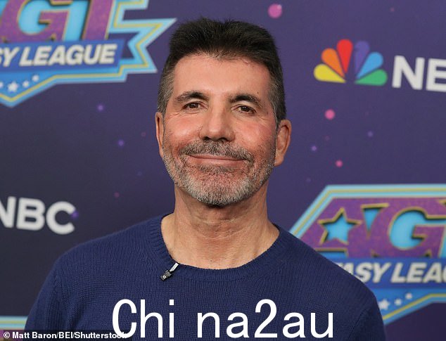 西蒙·考威尔考虑将评委的孩子介绍给评审团,分享他们对表演的想法,从而撼动美国达人秀