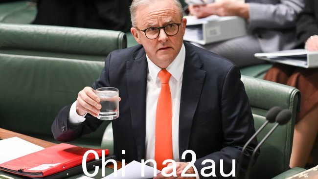 总理 Anthony Albanese 透露了其 Dulwich Hill 房产的租户收到驱逐通知的真正原因。图片:NCA NewsWire / Martin Ollman
