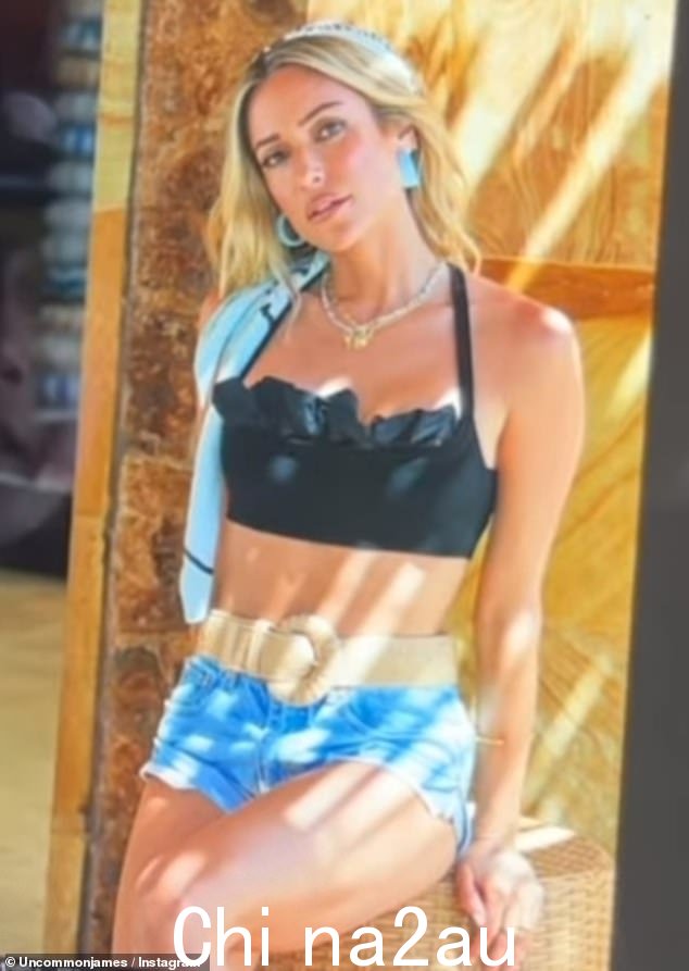 Kristin Cavallari 在周三发布到 Instagram 的新照片中展示了她穿着黑色上衣的轮廓分明的腹肌