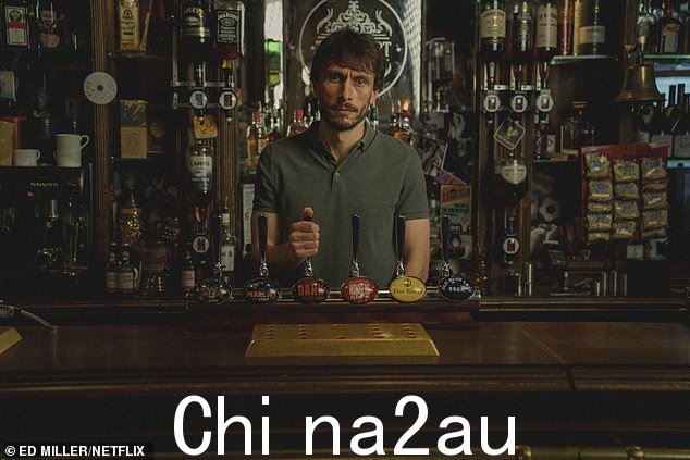 Richard Gadd 以他的小驯鹿为基础,展示了他在 Hawley Arms 的经历