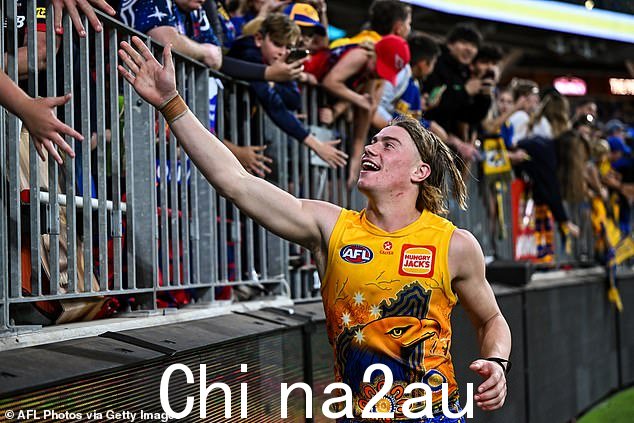 里德在 AFL 经历了几年的浮躁之后激励了老鹰队