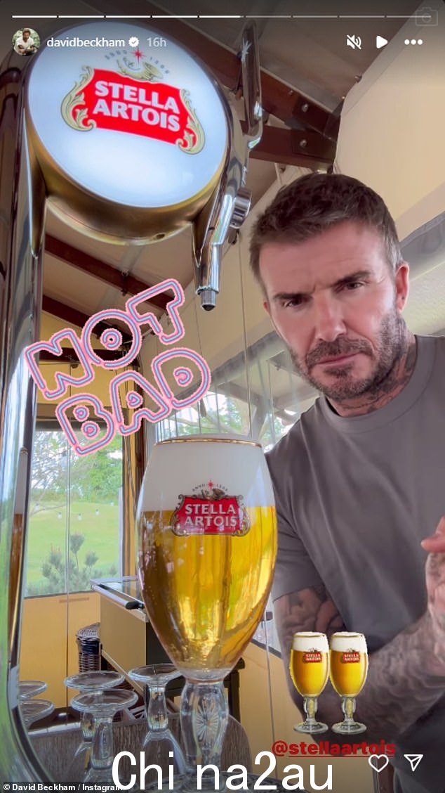 David 还在尝试安装在户外用餐区的新 Stella 啤酒龙头