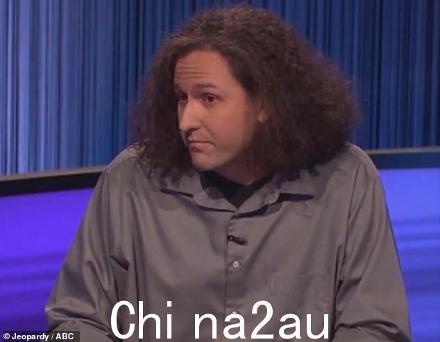 危险!参赛者 Grant 透露,当他发现自己获得了游戏节目的席位时,他被车撞了