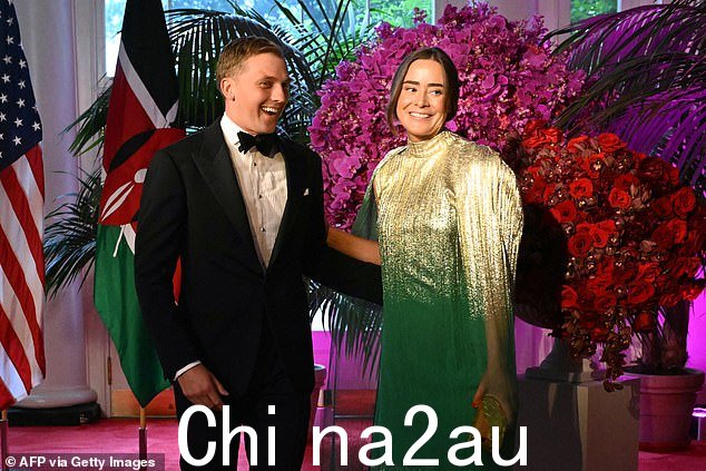 娜奥米·拜登和她的丈夫彼得·尼尔