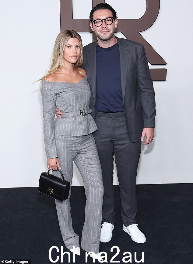 Sofia Richie 迎来了她的第一个孩子,该消息于周五分享。该模特和她的丈夫 Elliot Grainge 在社交媒体上透露,他们于 5 月 20 日迎来了 Eloise Samantha Grainge