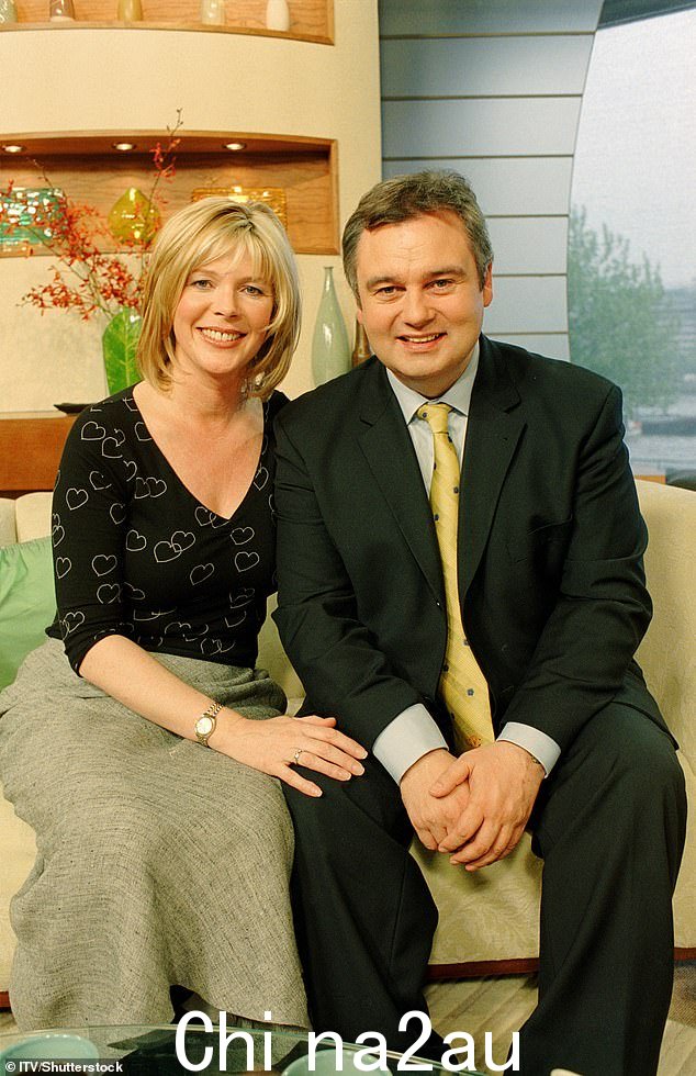 英国新闻主持人和 Loose Women 明星,曾主持《This Morning》