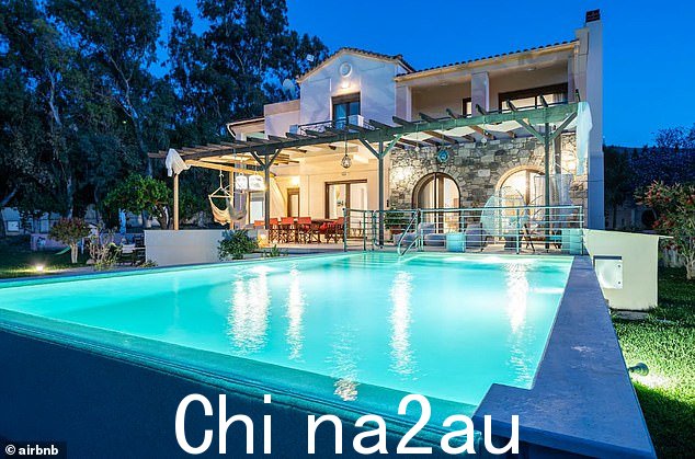 图中是奥尼尔的房产之一,是希腊岛屿上一栋宽敞的七居室住宅