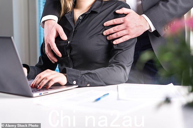 猥亵是尼安德特人对女性施加权威的一种方式,在内心深处,犯罪者认为女性应该在家抚养孩子和洗碗
