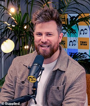 Ryan Jon 在广播中宣读了匿名忏悔