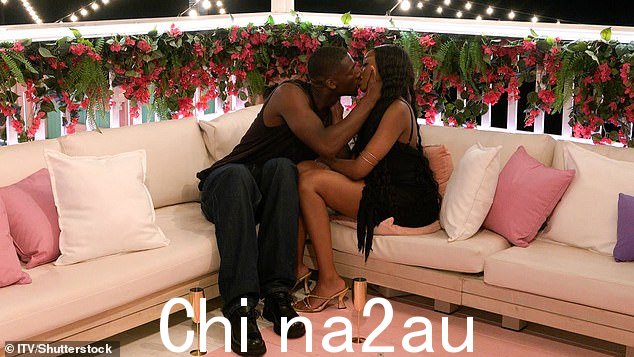 爱岛别墅里的气氛正在升温,Mimii Ngulube 和 Ayo Odukoya 在周三晚上的剧集中接吻