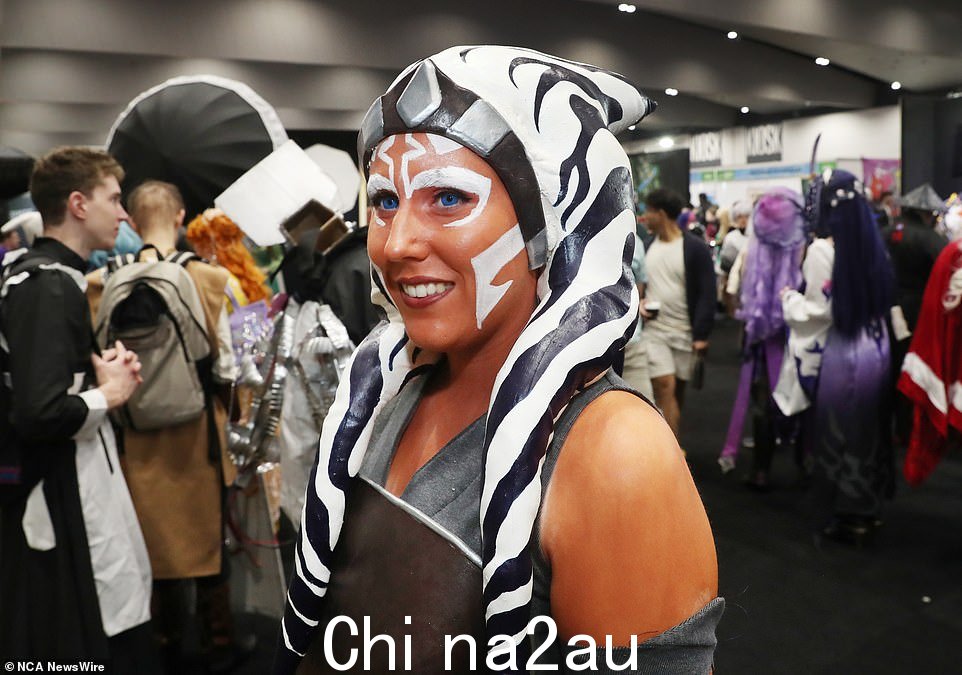 这位极其详细的星球大战演员阿索卡·塔诺 (Ahsoka Tano) 是为了让粉丝们保持控制