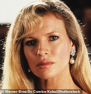 Kim Basinger 成为好莱坞最知名的面孔之一