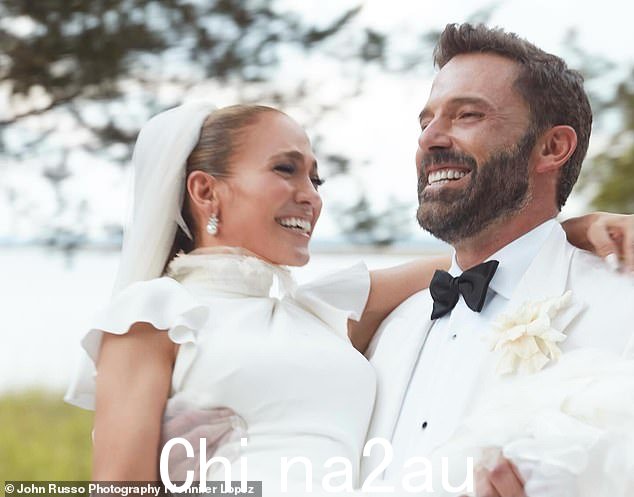 在 2022 年他们在维加斯迅速结婚并重燃数十年的浪漫之后,“本尼弗”的童话故事很快就崩溃了。