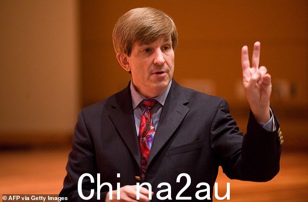 美国大学历史学家艾伦·利希特曼 (Alan Lichtman) 博士尚未对 2024 年做出预测,但表示乔·拜登总统在未来几个月内需要出现很多问题,否则他将失去连任11 月