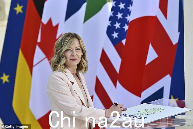 意大利总理乔治亚·梅洛尼于2024年6月13日在法萨诺出席欢迎仪式