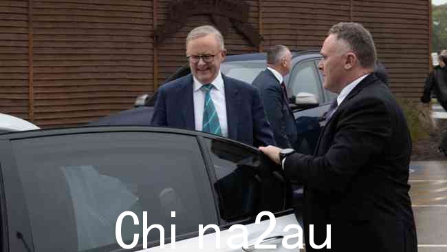 安东尼·艾博尼斯 (Anthony Albanese) 面临有关约翰·塞特卡 (John Setka) 对 AFL 威胁的进一步质疑。图片:Brad Fleet