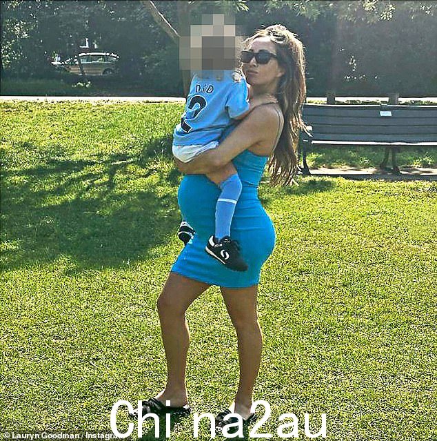 消息人士此前声称这位真人秀明星已经预订了本月晚些时候观看三狮军团对阵斯洛文尼亚的第三场小组赛的门票