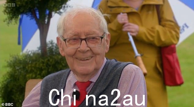它的估价为 60-80,0000 英镑,只引起了年长主人的轻笑和感谢 -与通常的惊讶反应形成鲜明对比