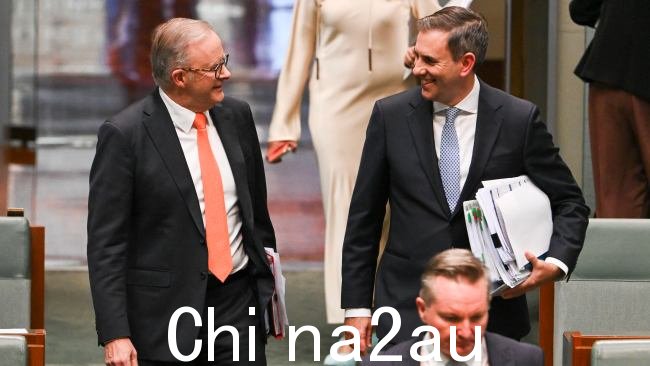 在反对派计划宣布后,总理安东尼·阿尔巴内塞、能源部长克里斯·鲍文和财长吉姆·查尔默斯都对这项政策表示反对,后者声称该政策“可能是一个主要政党提出的最愚蠢的政策”。图片:NCA NewsWire/Martin Ollman