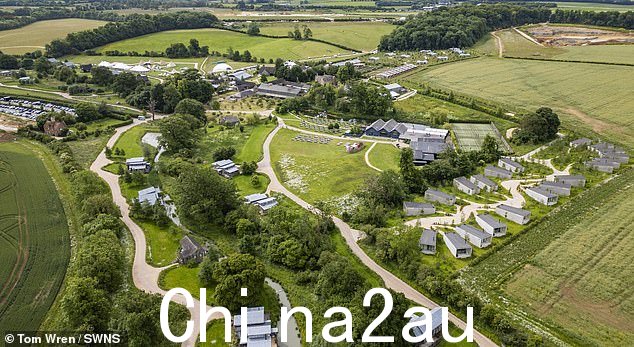 SOHO FARMHOUSE -- 被贴上“贵族之家”的标签,并拥有埃迪·雷德梅尼、马克·罗森、波比·迪瓦伊、乔治·克鲁尼和阿迈勒·克鲁尼等名人嘉宾