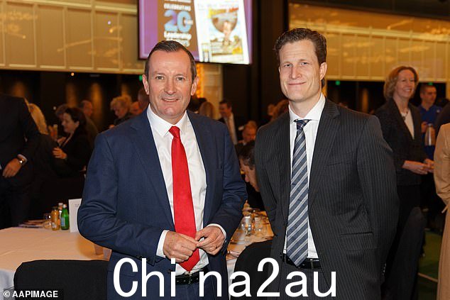 第七频道新闻与时事总监兼七西媒体总编辑 Anthony De Ceglie(右图与前西澳州长 Mark McGowan)已在全国范围内担任新职务