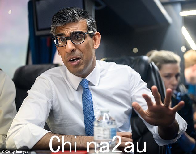 一位资深保守党人士承认,由于苏纳克先生的赌博丑闻,该党将在大选中遭受损失
