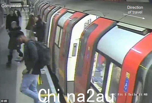 拱门站的火车行驶了20m,司机才意识到并猛踩刹车
