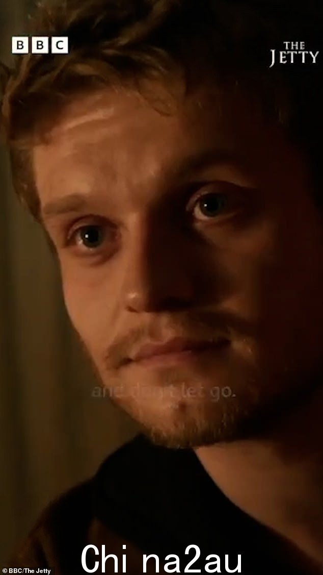 《龙之屋》的汤姆·格林-卡尼 (Tom Glynn-Carney) 似乎扮演剧中可怕的恶棍
