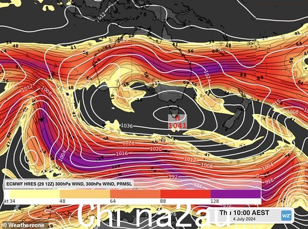 Weatherzone 解释说,虽然冷锋过后高压很常见,但系统在成为专家所说的“阻塞高压”之前将在塔斯马尼亚上空停滞。挑战澳大利亚历史气压记录(如图)