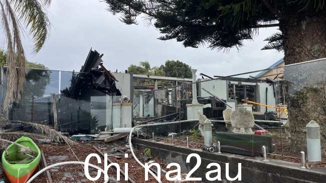 一名男子在房屋火灾后死亡周二早上在圣休伯特岛。图片:FRNSW