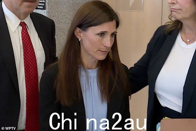 这位虔诚的基督徒四个孩子的妈妈和她的丈夫声称,他们将十几岁的养子锁在盒子里,以惩罚他撒谎、偷窃贵重物品、攻击亲戚和威胁同学